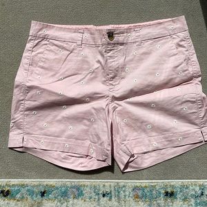 Size 12 Daisy shorts